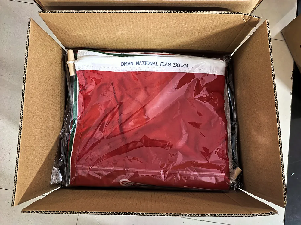 Private Label & OEM Solutions Oman national flag, 3 x 1.7 m, labelled, bagged and packed in an export carton